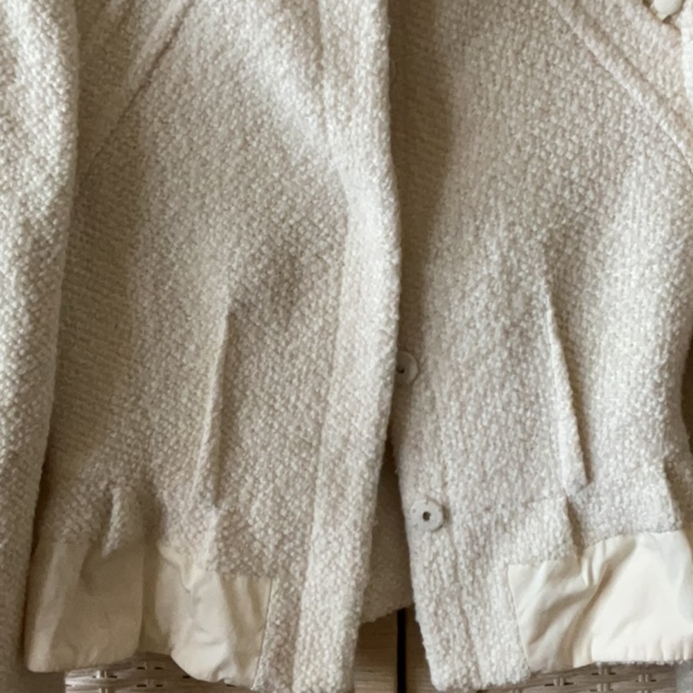 BCBGMaxAzria Cream Peplum Jacket - Picture 4 of 12